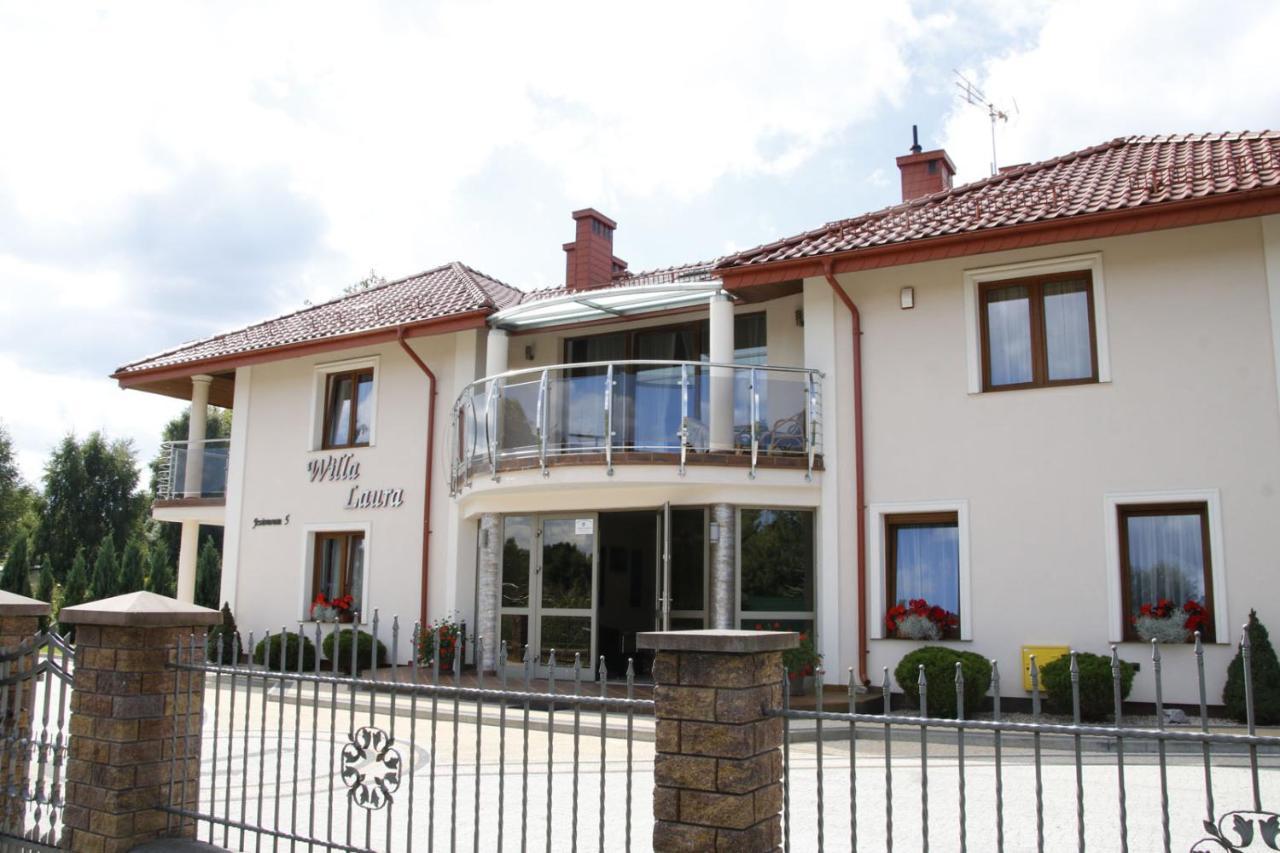 Willa Laura Rowy - Apartamenty Nad Morzem Exterior photo